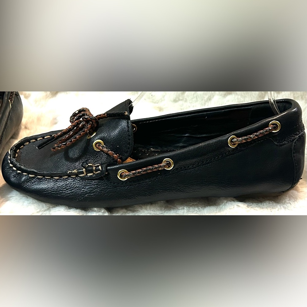 Tommy Hilfiger Randra Leather slip on ballet boat shoe loafer women’s size 6.5M - Picture 8 of 13